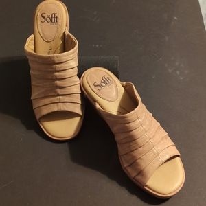 Sofft leather slides NWOT, size 7